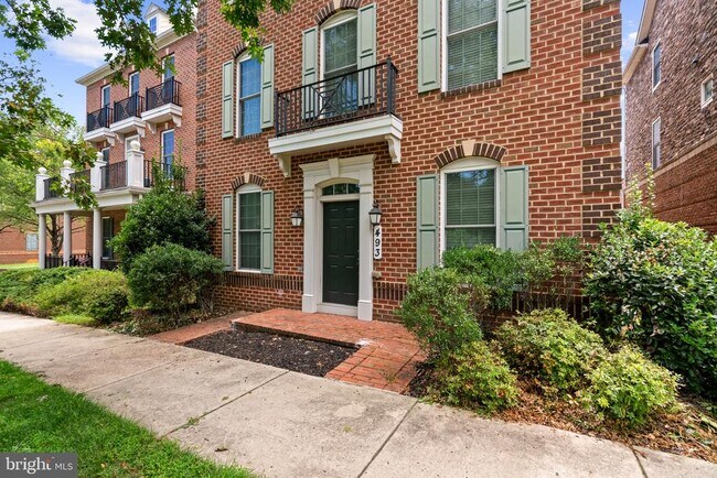 Building Photo - 493 W Watkins Mill Rd