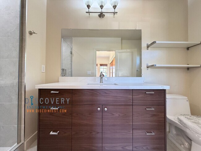 Building Photo - Newly Renovated & Turn-Key Home in Prime El Cerrito Walking Distance to BART and Parks