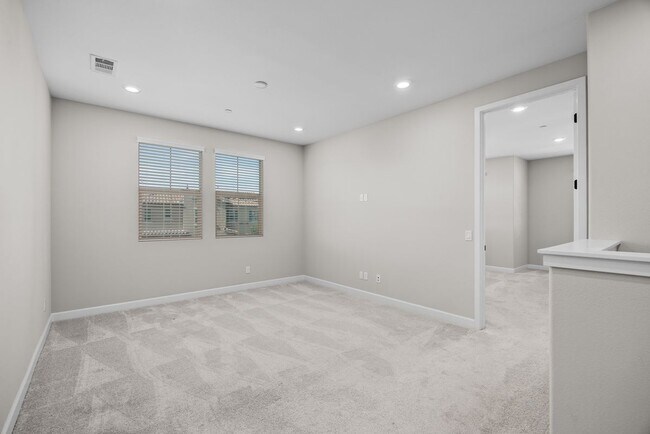 Building Photo - 1137 Delpy View Point