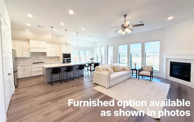 Building Photo - 2250 Macy Wy