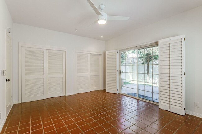 Building Photo - Stand Alone in Golden Hills of Redondo Beach!