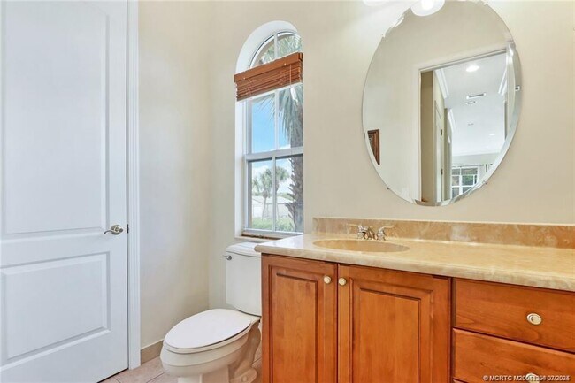 Building Photo - 203 Ocean Bay Dr