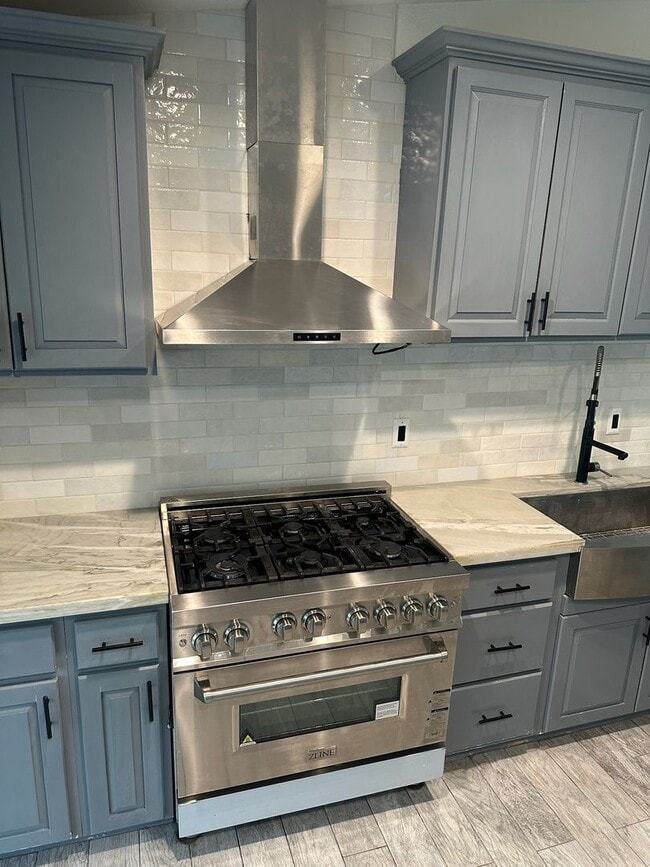 Building Photo - 5217 W Howard Ct