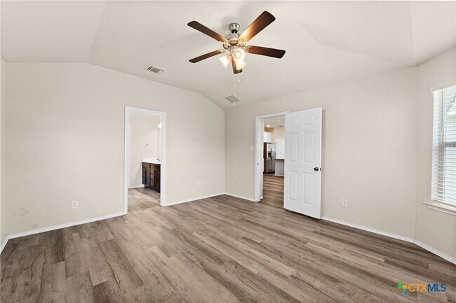Building Photo - 2503 Pintail Loop