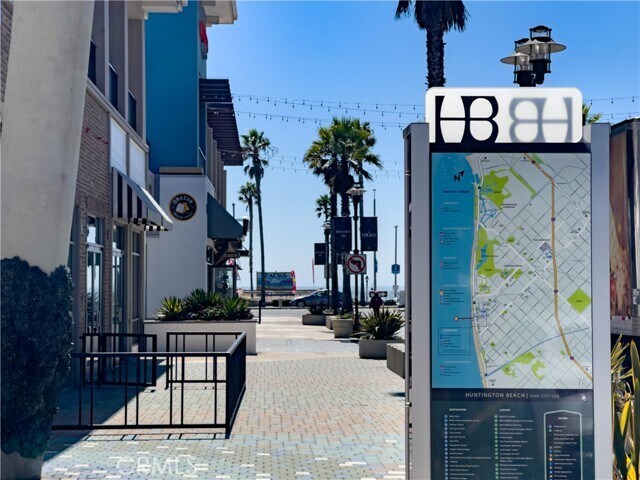 Building Photo - 18598 Creek