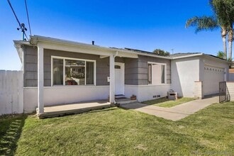 Building Photo - 5442 San Onofre Terrace