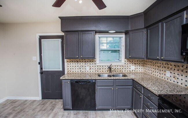 Building Photo - 4416 43rd St