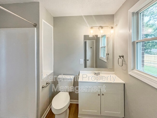 Building Photo - 4702 Old Spartanburg Rd