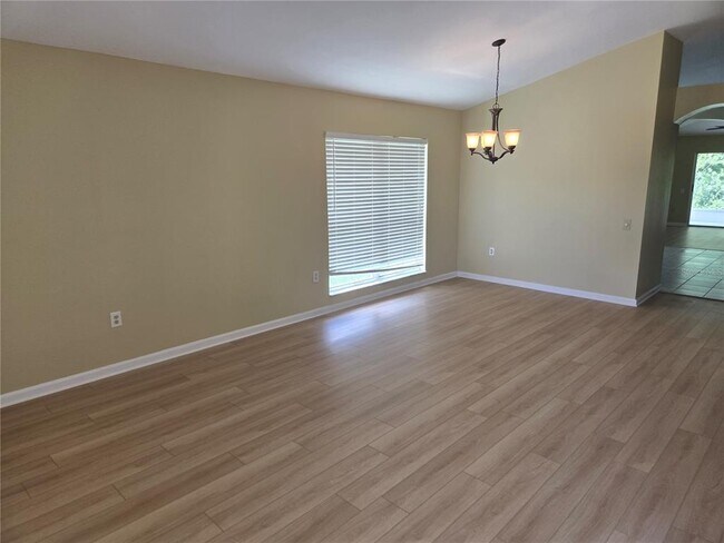 Building Photo - 1424 Wylie Ct