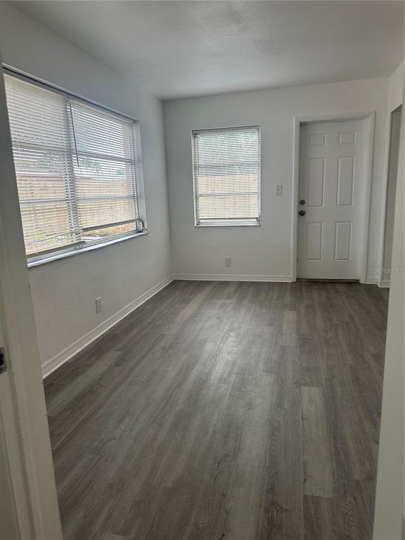 Building Photo - 2075 Plateau Rd