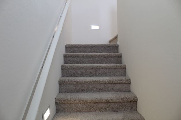 Building Photo - "Spacious 4-Bedroom with 2.5 Baths availab...