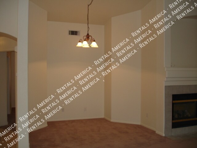 Building Photo - 17463 W Rock Wren Ct