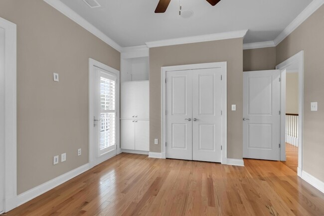 Building Photo - 612 Daggett St