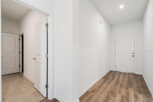 Building Photo - 434 Eventide Ave