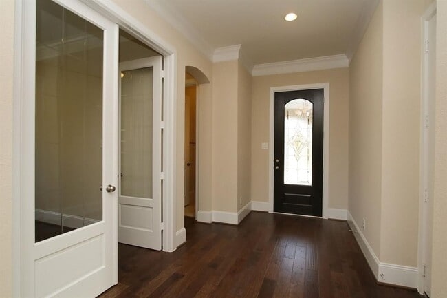 Building Photo - 27018 Cheyenne Crest Ln