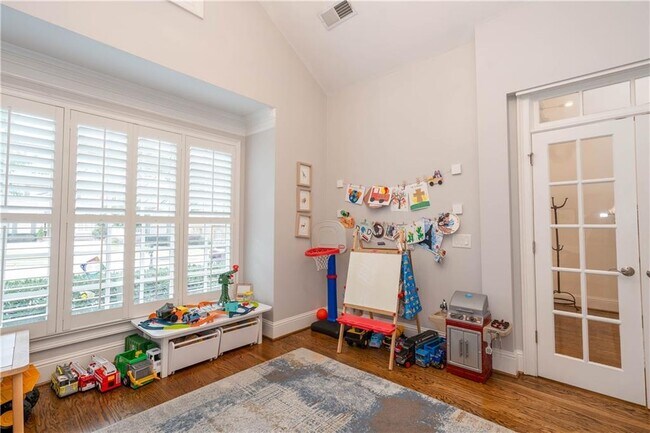 Building Photo - 2153 Whitekirk St NW