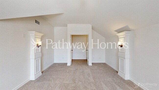 Building Photo - 209 Bentley Dr