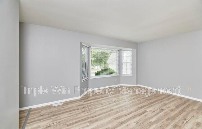 Building Photo - 4310 Castle Rock Ct