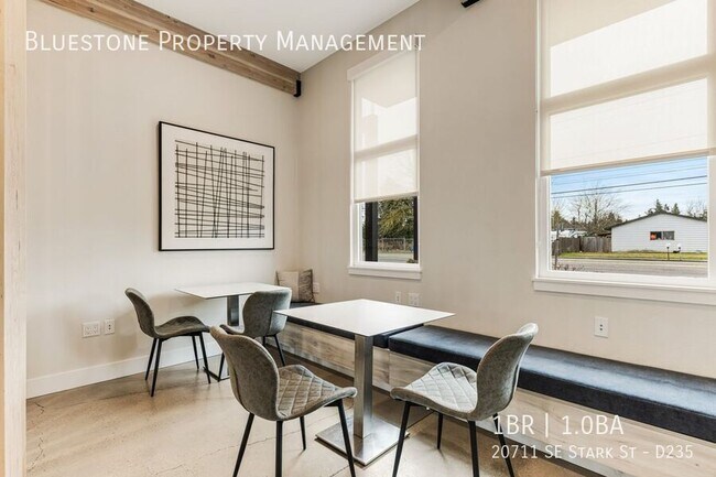 Building Photo - 20711 SE Stark St