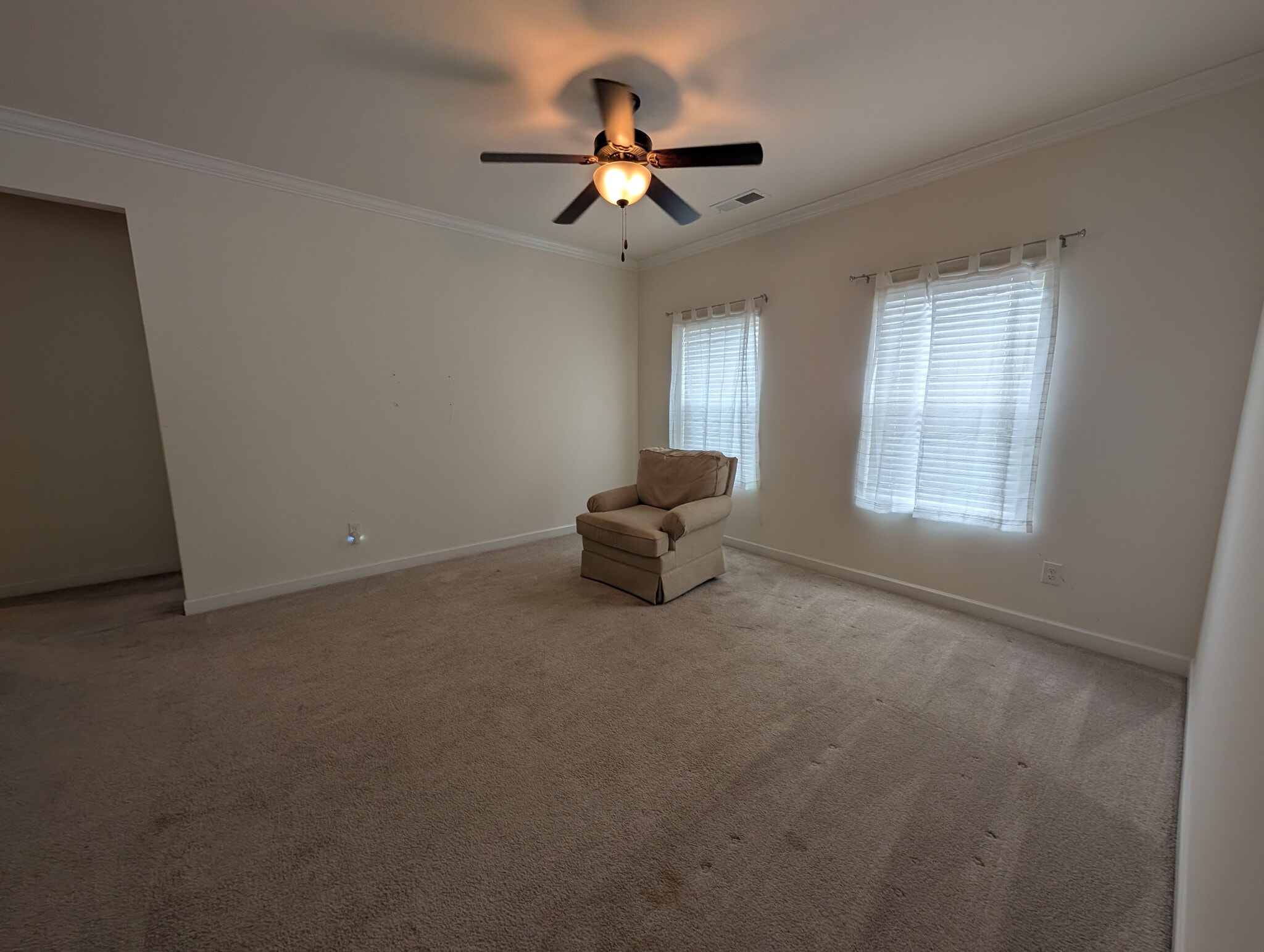 Building Photo - Room in House on Rupell Dr