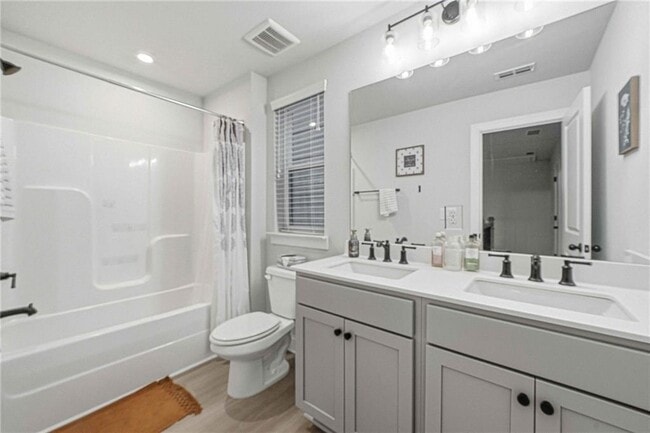 Building Photo - 721 Stickley Oak Way