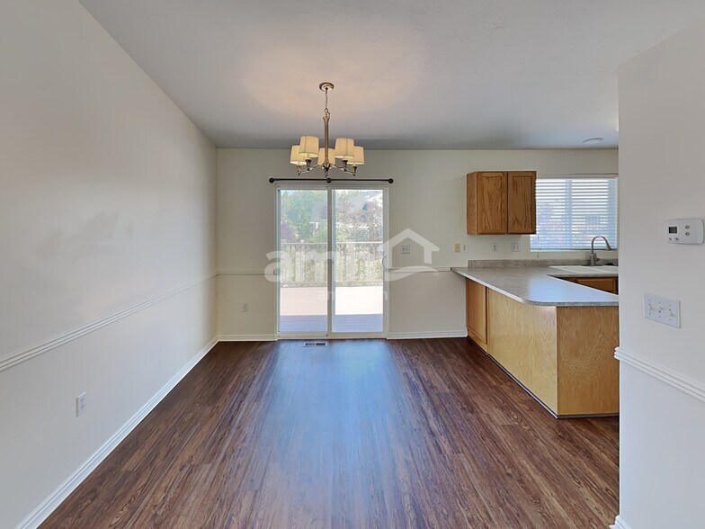 Building Photo - 2862 W 2175 S
