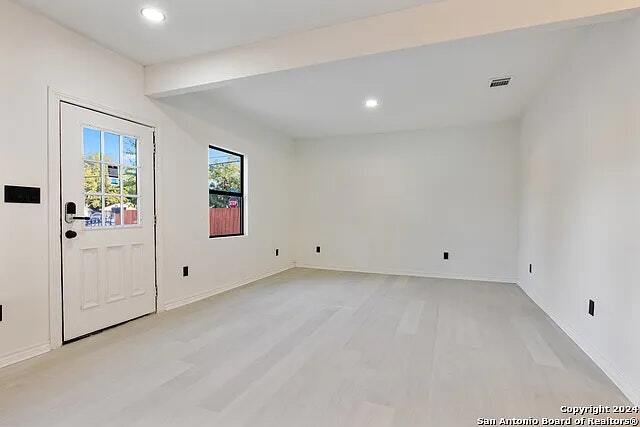 Building Photo - 2031 S Trinity St