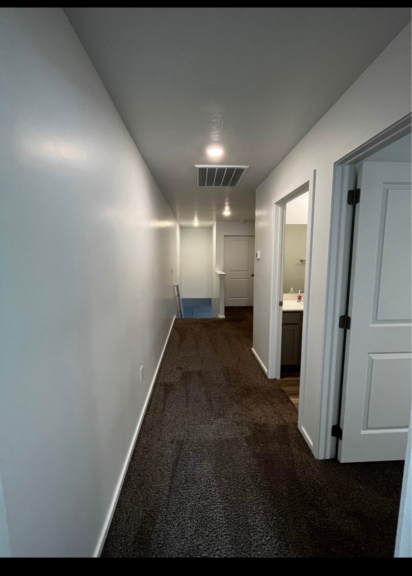 Building Photo - 3182 E Elkhorn Ln