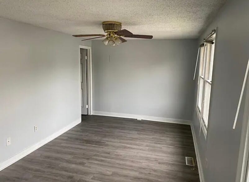 Building Photo - 9732 Springfield Woods Cir