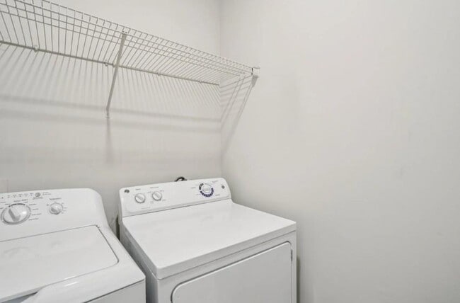 Building Photo - 405 Philip Blvd