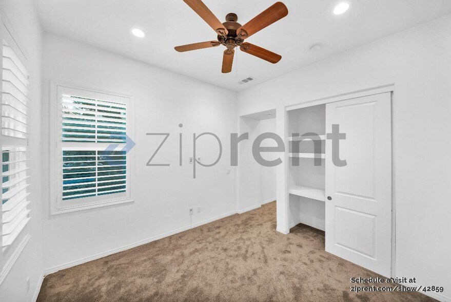 Building Photo - 20551 Arden Pl
