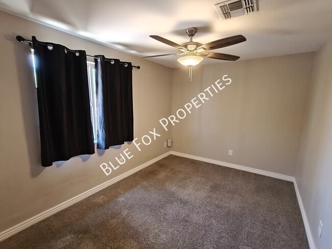 Building Photo - 619 S Highland Ave