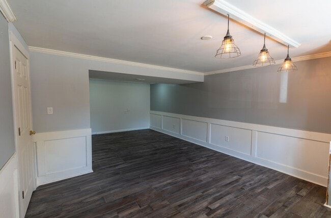 Building Photo - 3776 Feather Ln