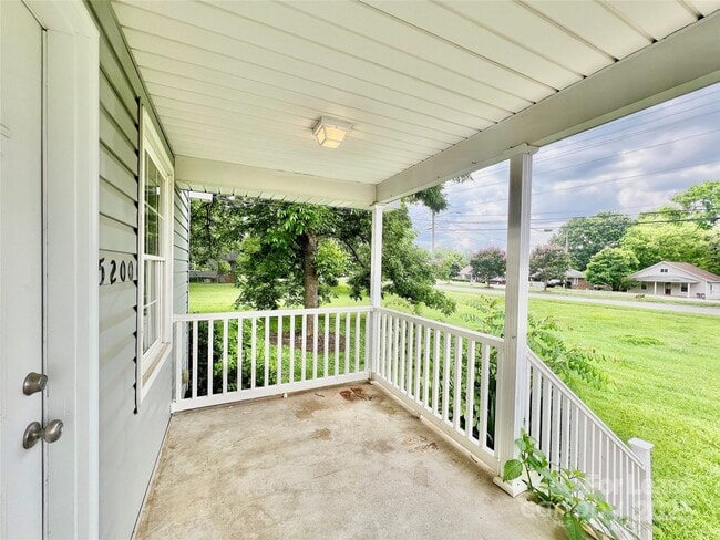Building Photo - 5200 Statesville Rd