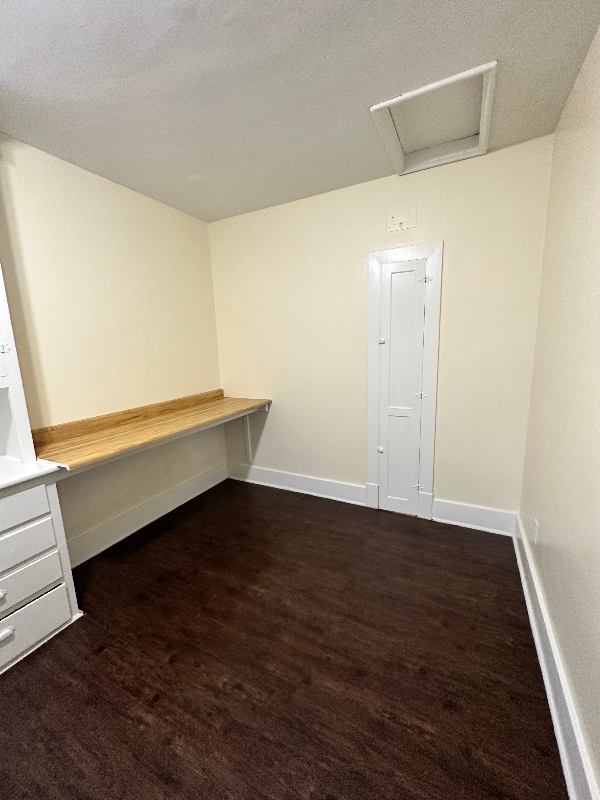 Building Photo - 25 W Chestnut St