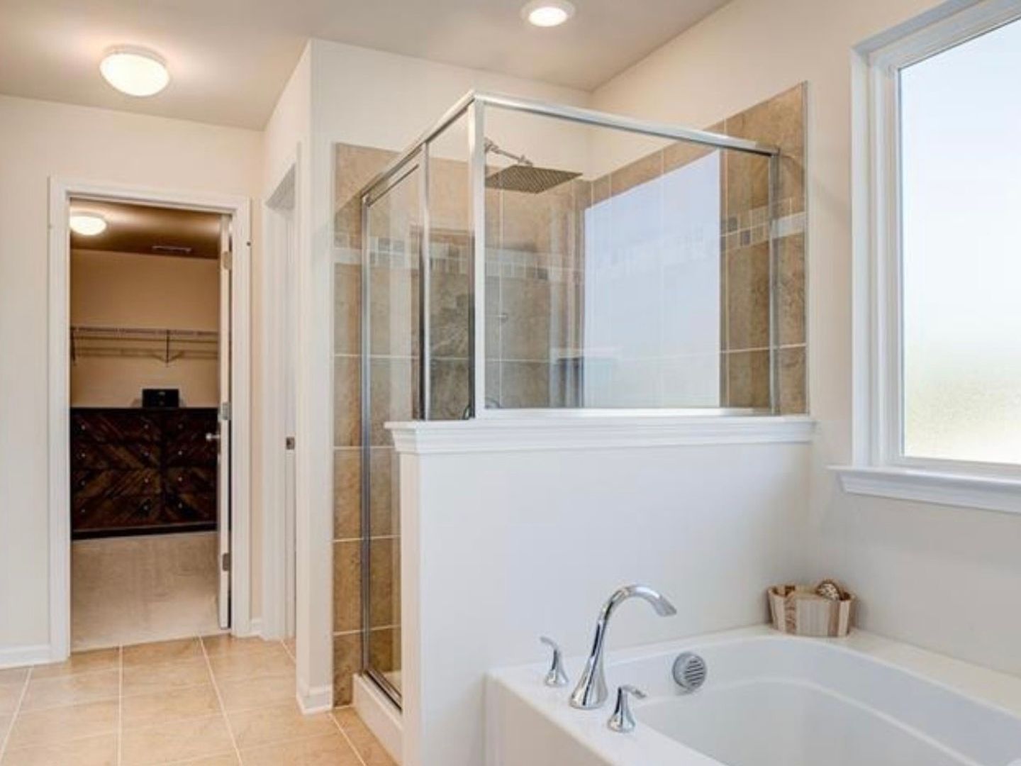 Building Photo - 4107 Hickory View Dr