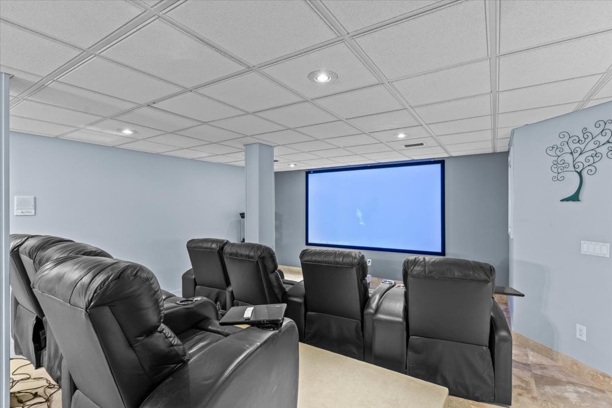 Building Photo - 200 Asphodel Dr