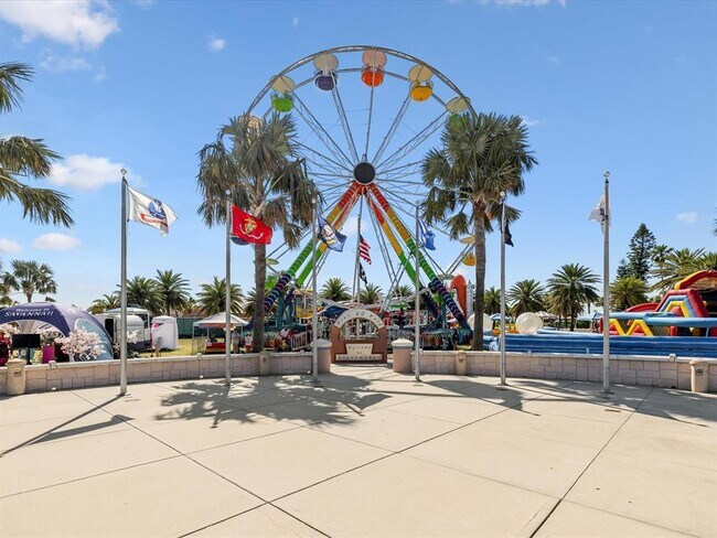 Building Photo - 185 Brightwater Dr