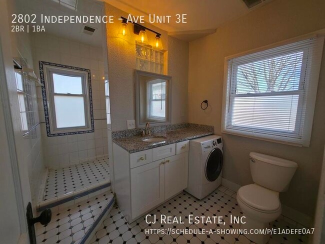 Building Photo - 2802 Independence-Ave Unit 3E