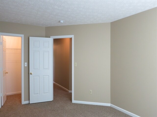 Building Photo - 13920 Bruddy Dr