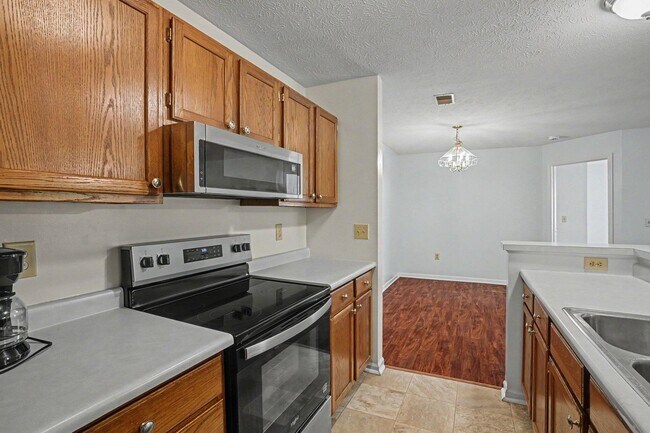 Building Photo - 38 Rio Grande Cir