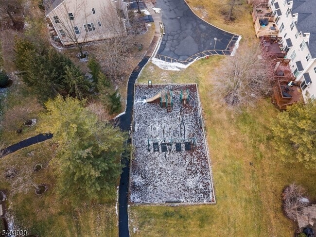 Building Photo - 30 Hoover Ave