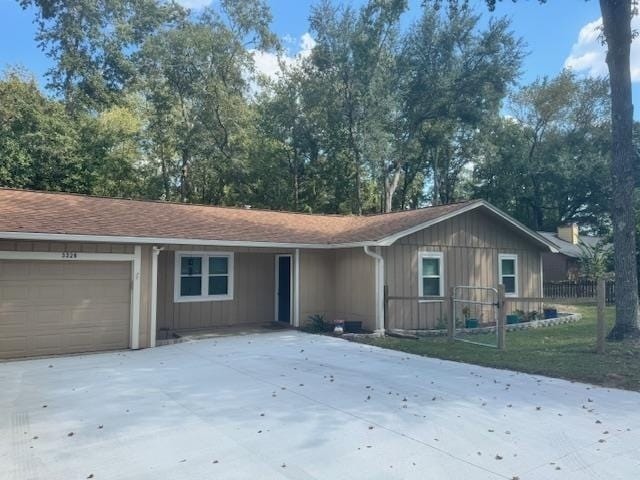 Building Photo - 3326 Lucky Debonair Trail