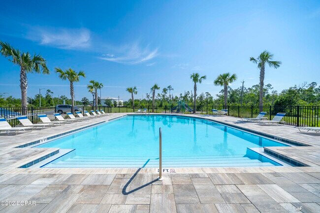 Building Photo - 282 Boggy Creek Way