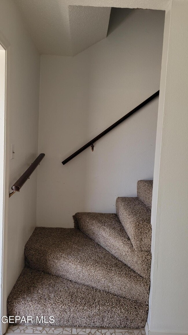 Building Photo - 1405 Cessna Dr