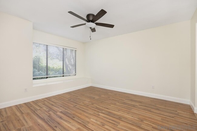 Building Photo - 810 America Way