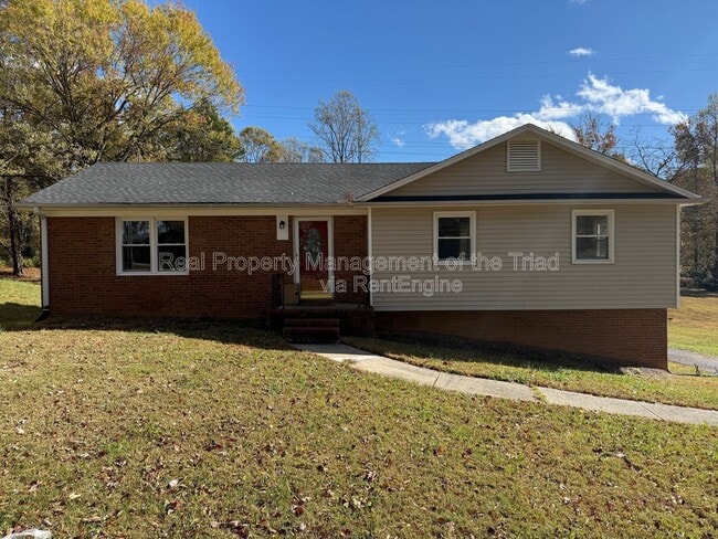 Primary Photo - 2563 Wood Valley Rd