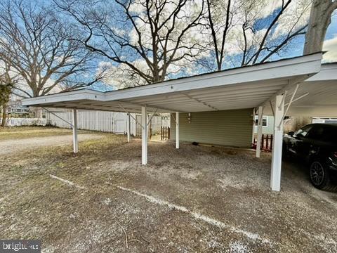 Building Photo - 920 Boucher Ave