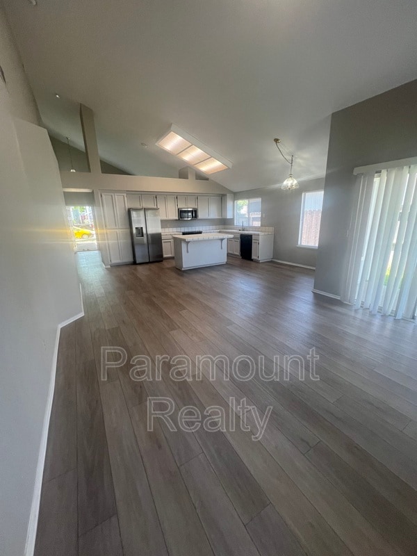 Building Photo - 1230 Mohr Cir