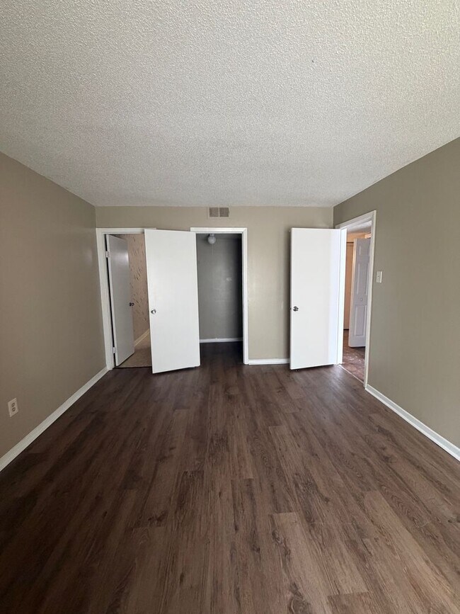 Building Photo - 2835 Los Gatos Ct